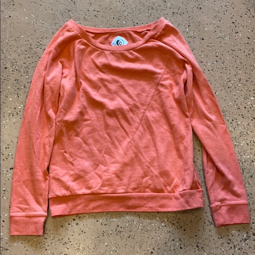 Long sleeve volcom shirt orangey pinky color